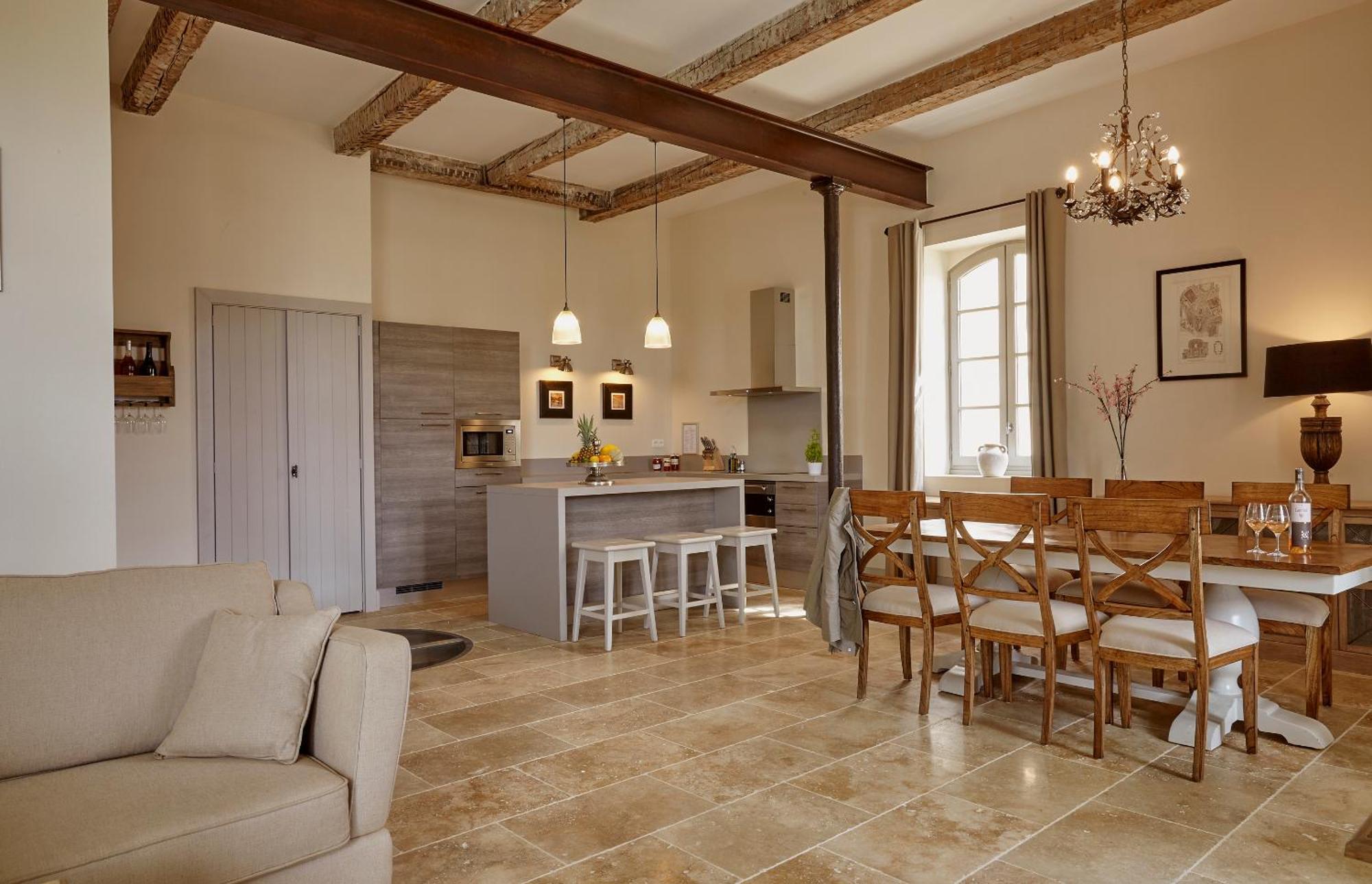 Chateau St Pierre De Serjac Puissalicon 外观 照片